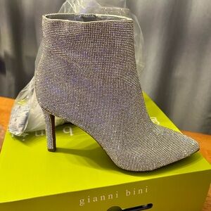 Gianni Bini Silver Sequin Bootie Annina, 10